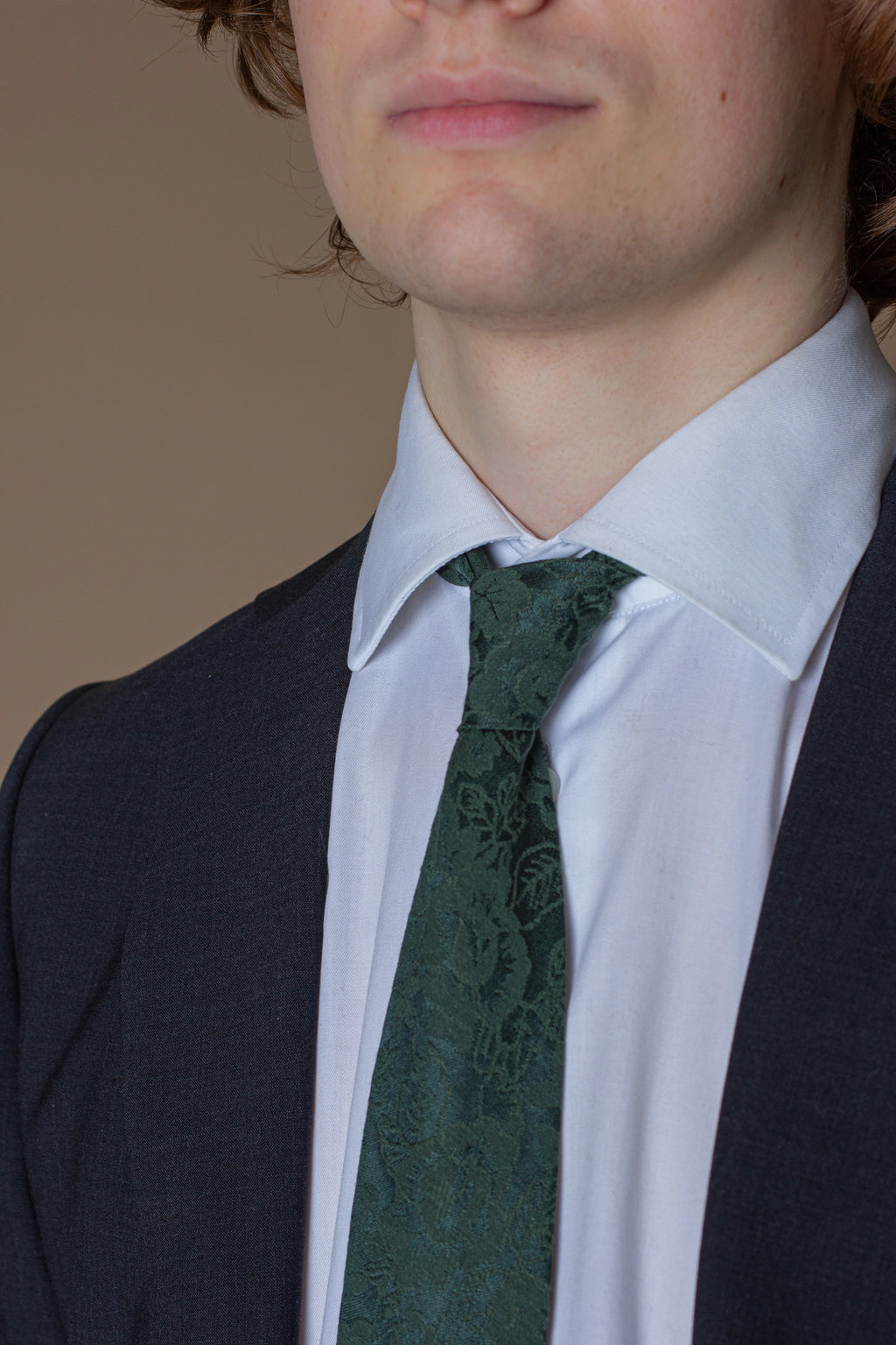 Minerva Tie